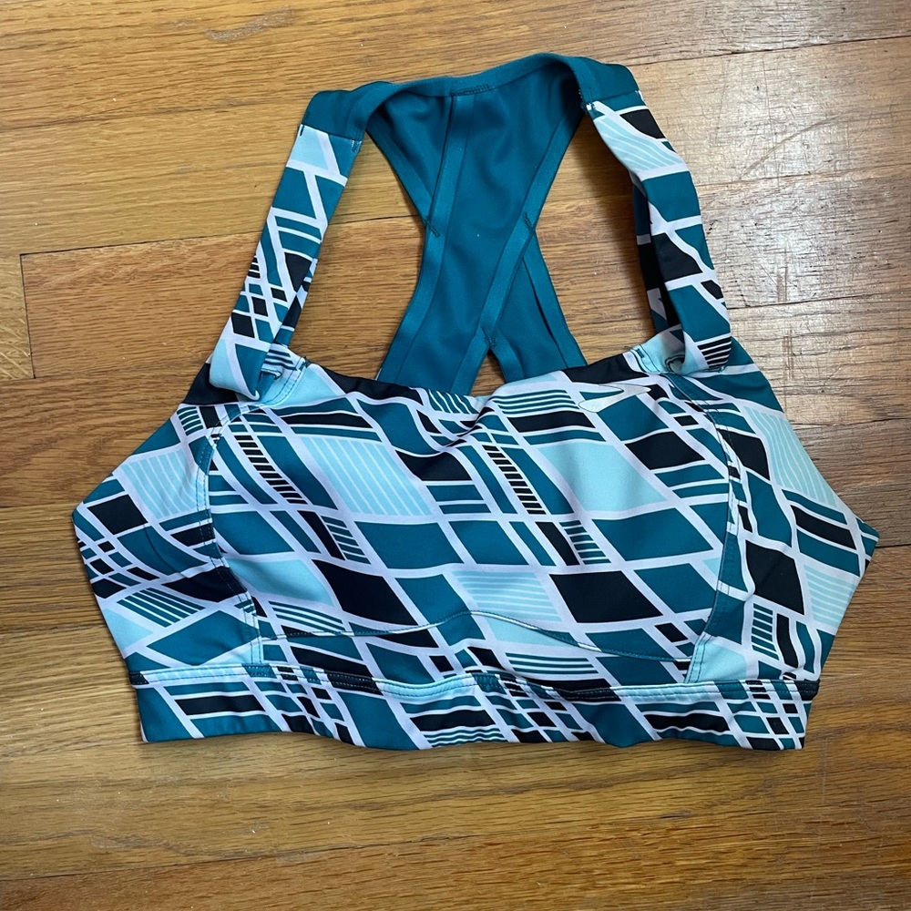Brooks Juno Sports Bra 32D